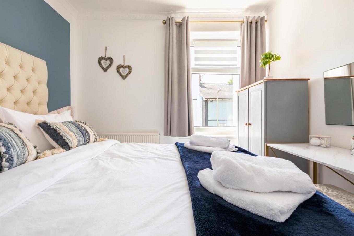 Coastal Family Stay 3-Bed Parking Wi-Fi Bridgend  Exterior photo
